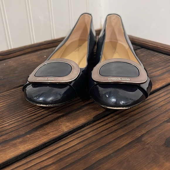 Michael Kors Black and Cream Cap-Toe Flats - Picture 8 of 8